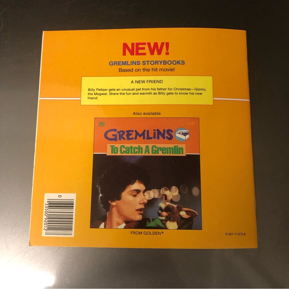 Gremlins A New Friend Softcover 1984 Book.  Michael Neal Illustrated Golden Book - Picture 6 of 6